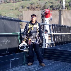 Meet your Posher, Efren